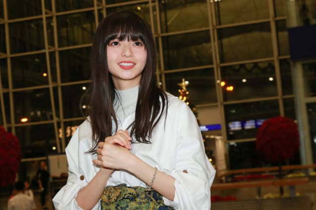 写真】乃木坂・齋藤飛鳥さん、圧巻の「白シャツ姿」を披露、その
