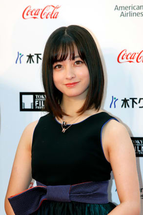 写真】橋本環奈の「セーラー服姿」が圧巻の”29万いいね