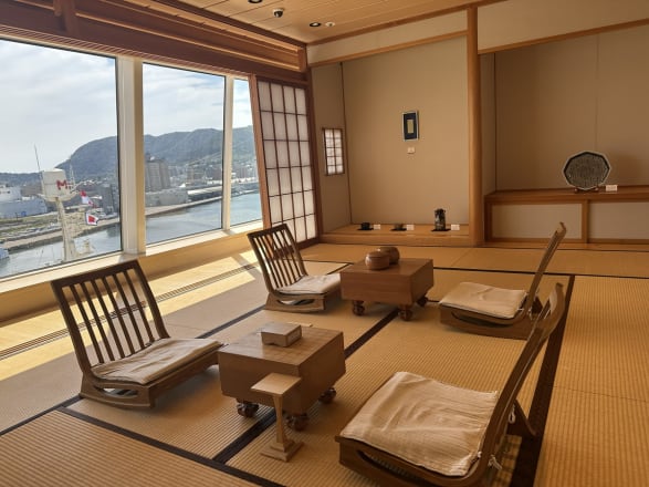 写真】日本が誇る豪華客船「飛鳥Ⅱ」で過ごす2泊3日。「非日常の