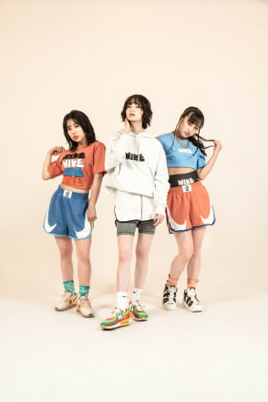 写真】平手友梨奈さん、まさかの「ショートパンツ×パーカー姿」が