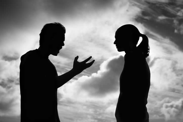 浮気した「高学歴高収入夫」の「妻追い出し計画」…妻の逆襲と「息子たちの本音」（山村 佳子） - 4ページ目 | FRaU