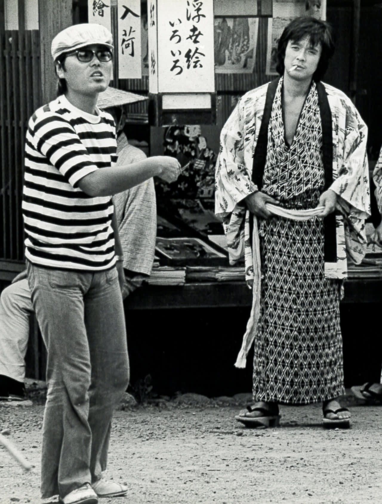 火野正平さん追悼鉛筆デッサン額装、榎本デッサン堂製作。 中野英雄さん 火野正平さんを追悼 「最後は奥様や家族に手を握られ