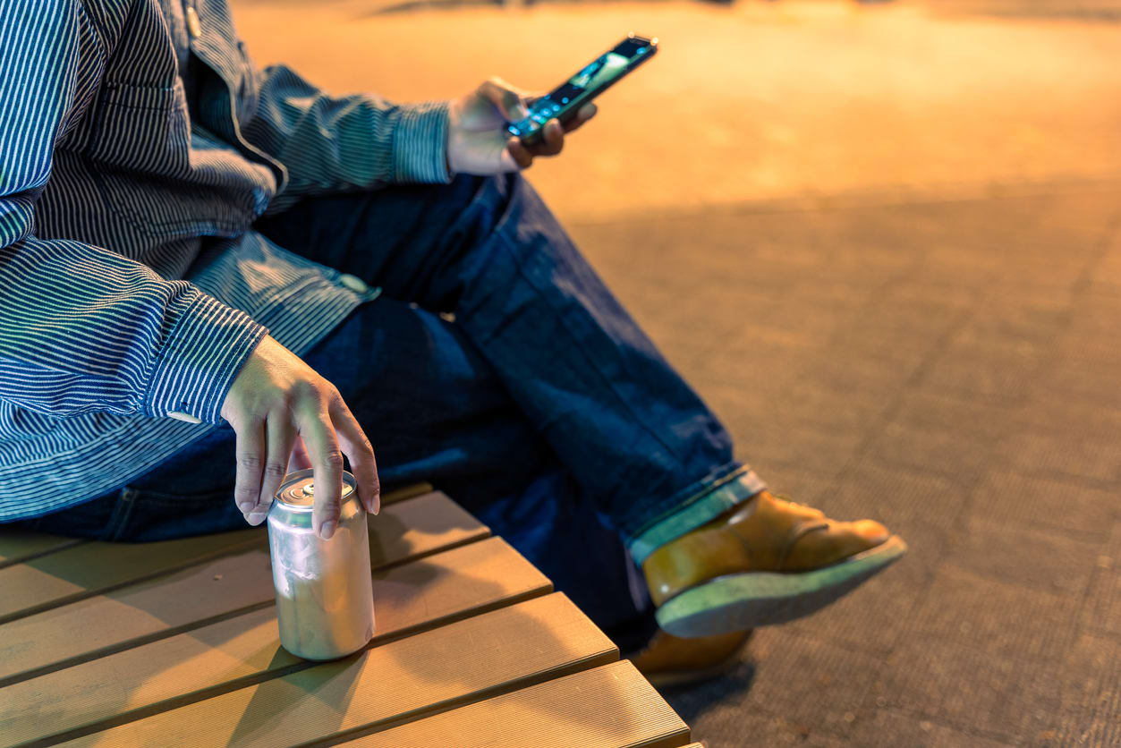 気温19℃でも「死」のキケン…路上飲みによる「凍死」が全然他人事じゃないワケ（和田 隆昌） | マネー現代 | 講談社