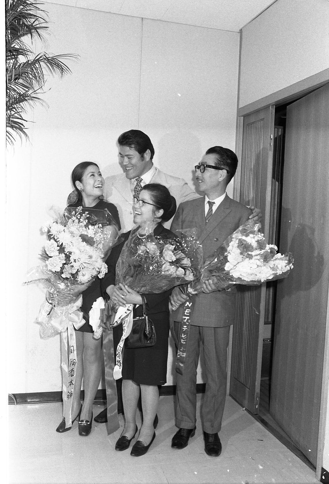 一族総出でチケットを売り」「倍賞美津子さんが宣伝カーでアナウンス