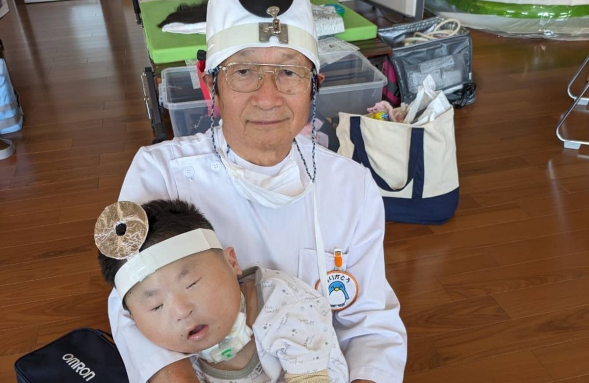 障害児を支える親の負担を減らしたい」72歳で運命の出会いをした医師が