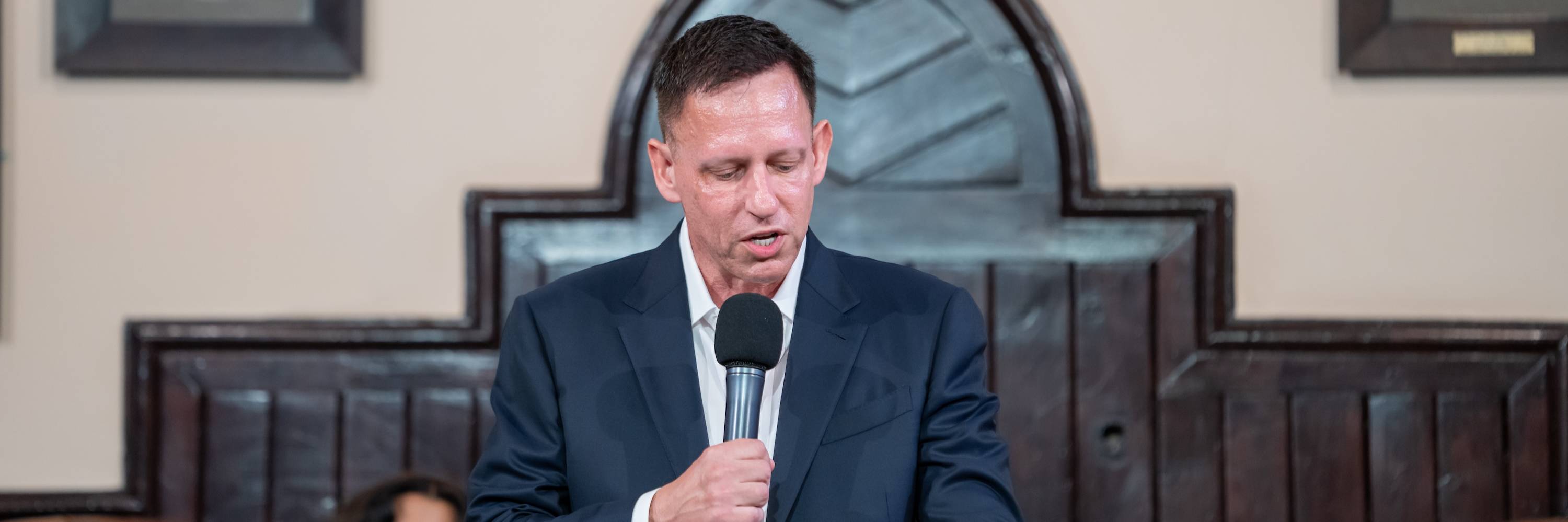 テクノロジーに埋没しない「憂鬱な人文系保守」…「エヌビディア株を全部売った男」ピーター・ティールの頭の中（池田 純一） | マネー現代 | 講談社