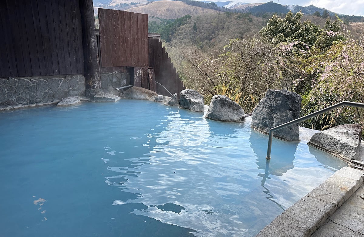 日帰り温泉のおすすめはどこ？ 3800湯以上めぐった温泉ジャーナリストに聞いたベスト４（植竹 深雪） - 4ページ目 | FRaU