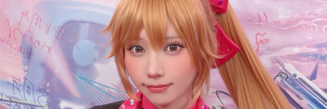 胸の谷間丸出しで思わず息が止まる…！」トップコスプレイヤー・えなこ