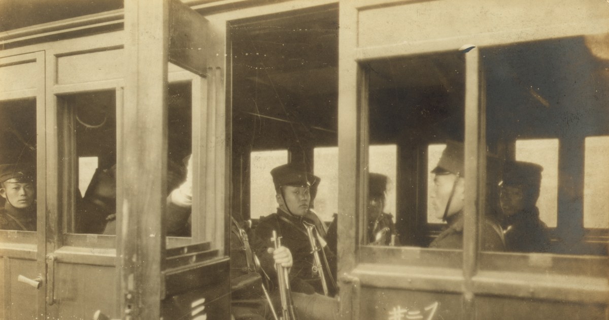 1945年、ソ連軍が満州に進攻した時、「満鉄社員やその家族」はどのよう