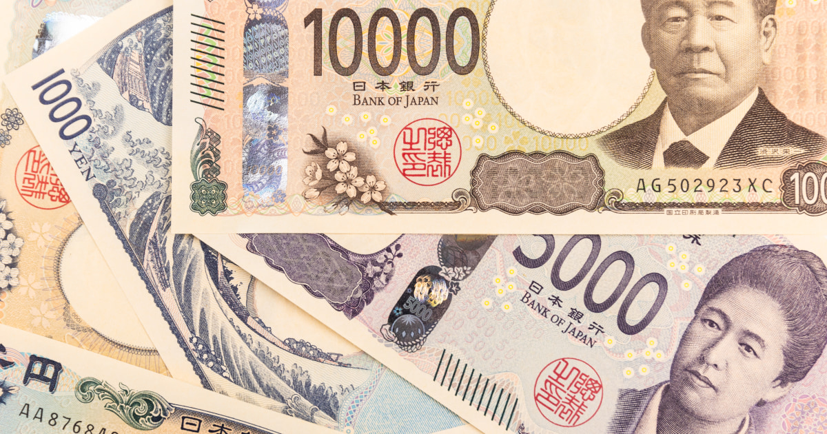 なんとヤフオクで「新札1万円」が「37万円」で落札…手元に新札があれば