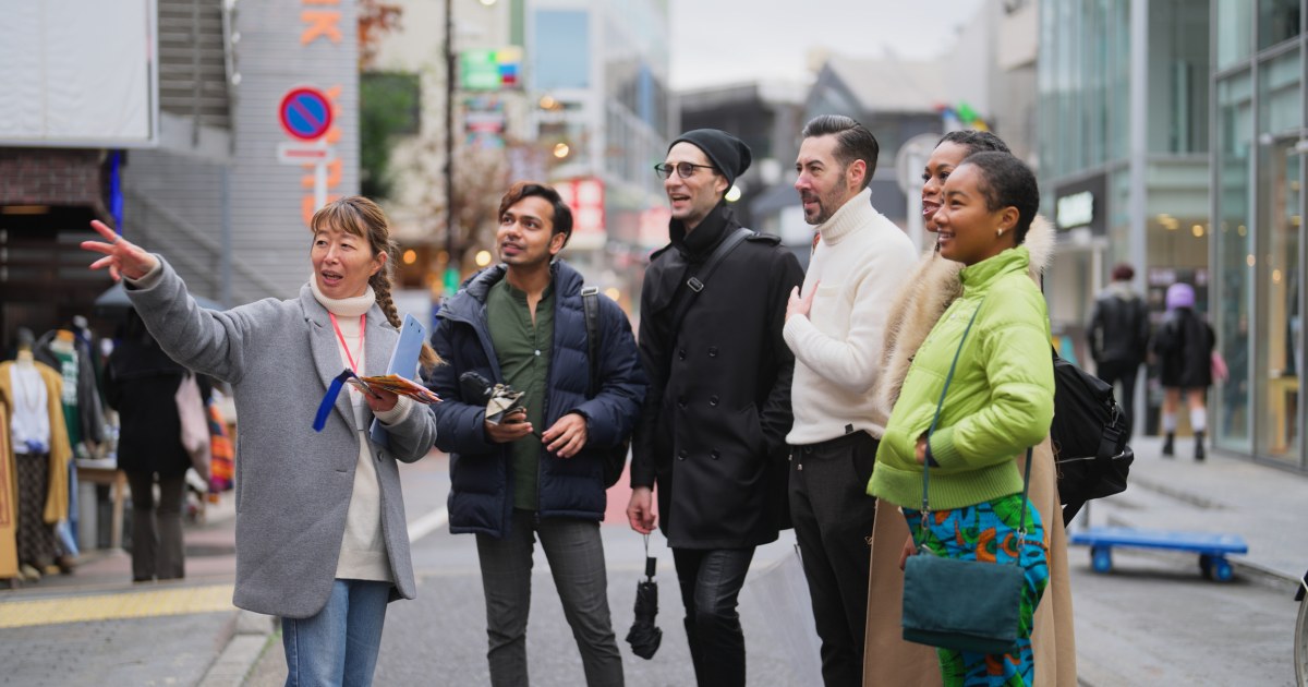 外国人向け通訳「1日12万以上」は安い？　JR西日本グループが仕掛ける「鉄道会社らしくない」新ビジネスの中身（川辺 謙一） | マネー現代 | 講談社