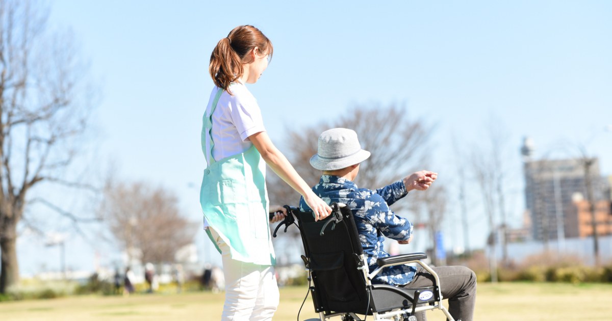 とにかく人手が足りない…超高齢化時代に医療・介護産業で「やらなければいけないこと」（坂本 貴志） | 現代新書 | 講談社