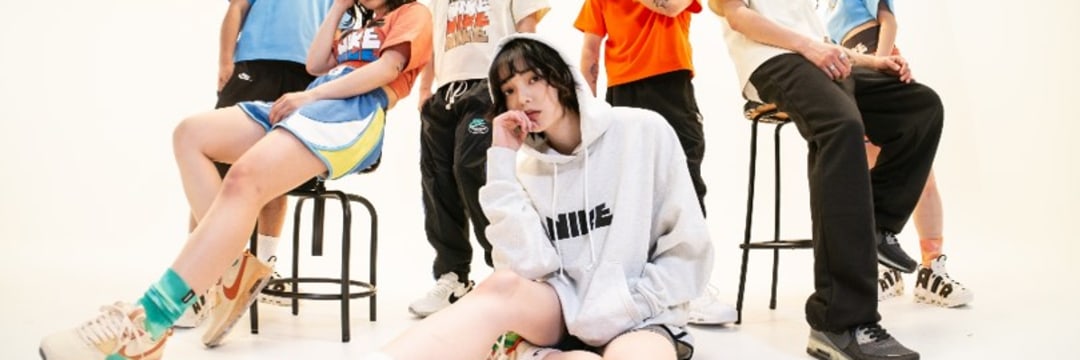 写真】平手友梨奈さん、まさかの「ショートパンツ×パーカー姿」が