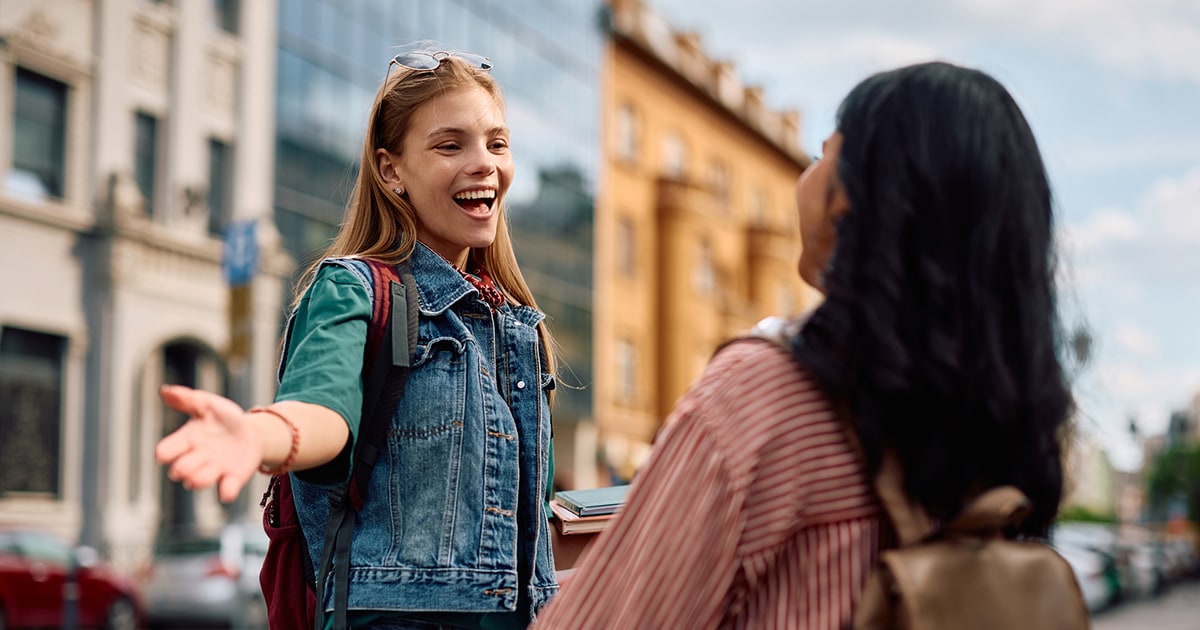 英語で「How have you been?（調子はどうだった？）」と聞かれたときの