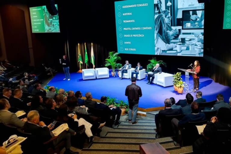 Brasil tem matriz elétrica três vezes mais renovável que a média mundial