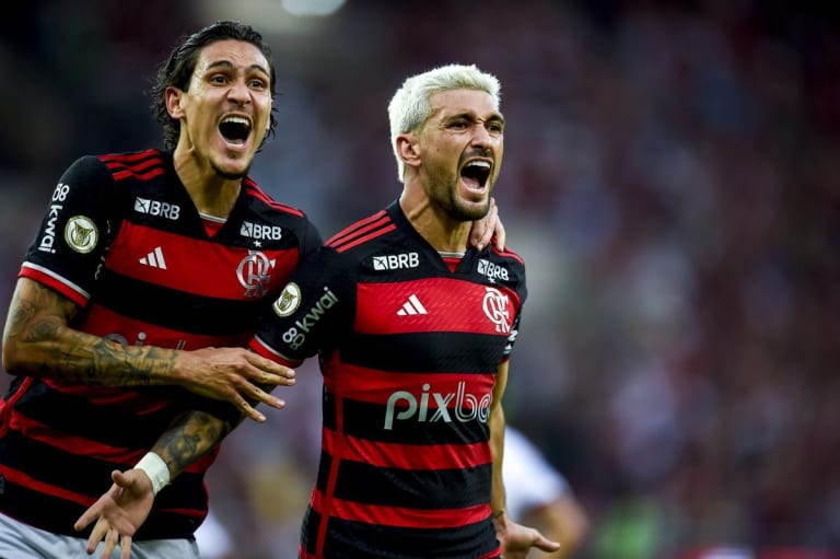 Pedro, Arrascaeta e Léo Pereira lideram artilharia do Flamengo no século XXI