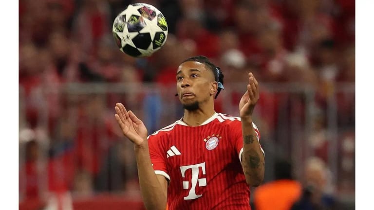 Bayern acelera renovação com Olise para blindar atacante do Real Madrid