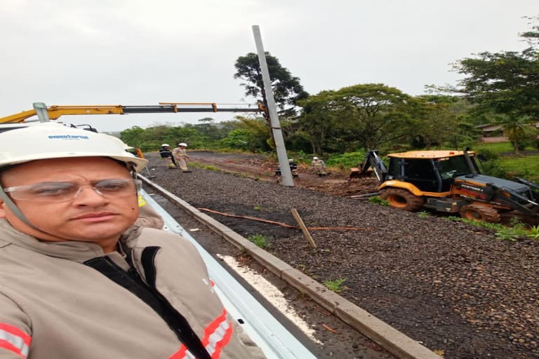 Dia do Eletricista: tecnologia e eventos climáticos extremos transformam uma profissão essencial para o Brasil