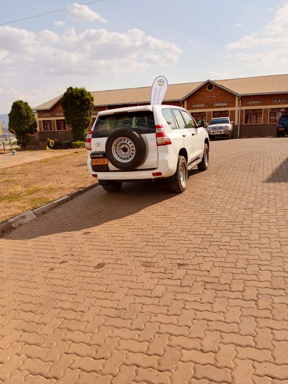 Listing photograph 2 of 2 — Toyota 2020 — automatic diesel