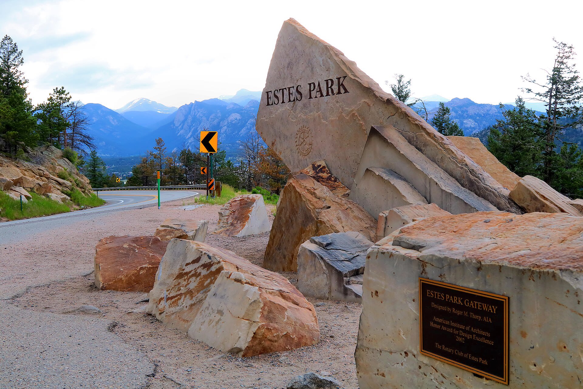 Estes Park Travel Guide: Colorado's Gateway to the Rockies