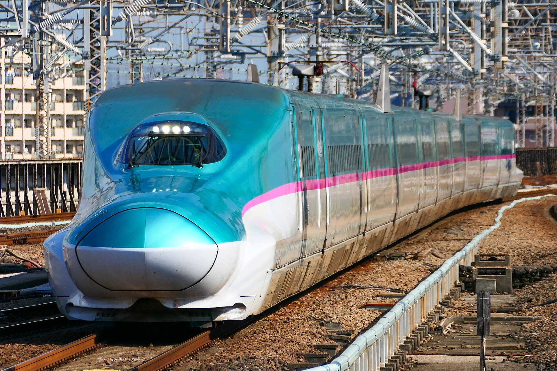 The Hayabusa E5 series Shinkansen