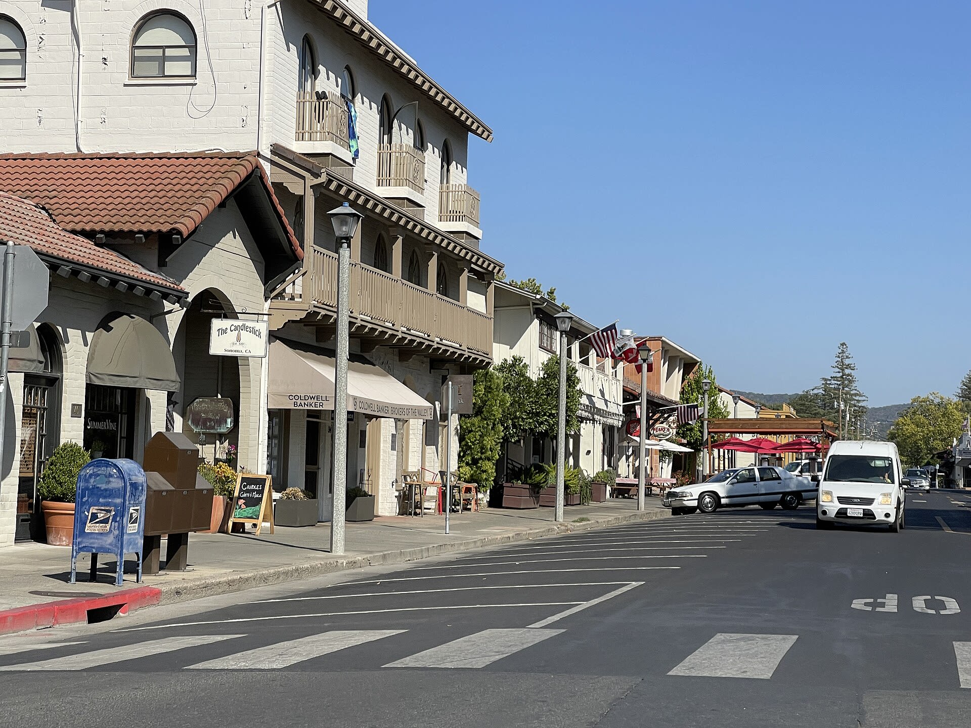 Sonoma Travel Guide: The Town on California's Largest Historic Plaza