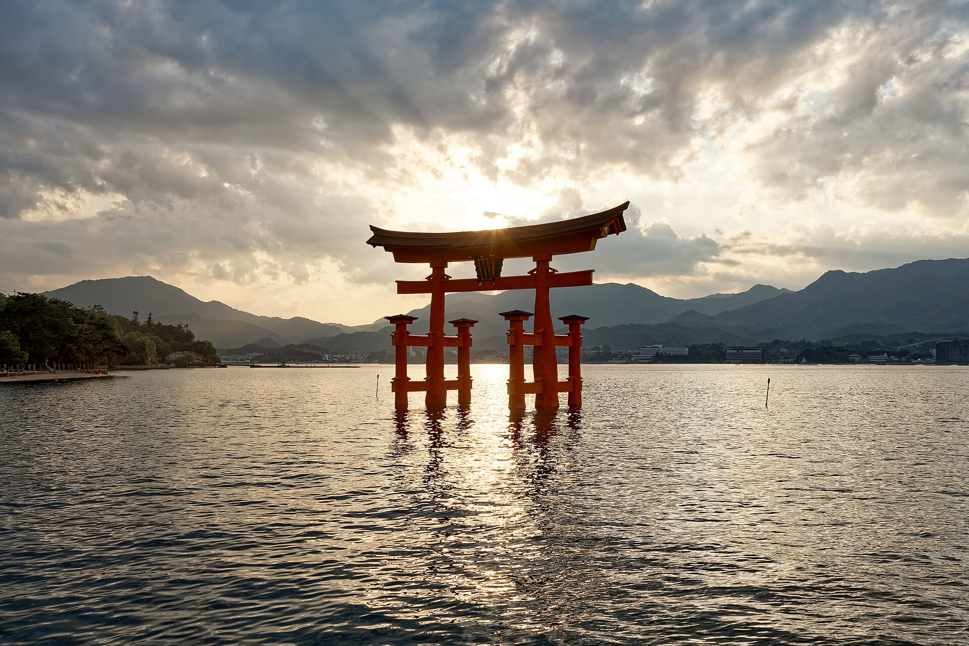Itsukushima Shrine & Miyajima Island