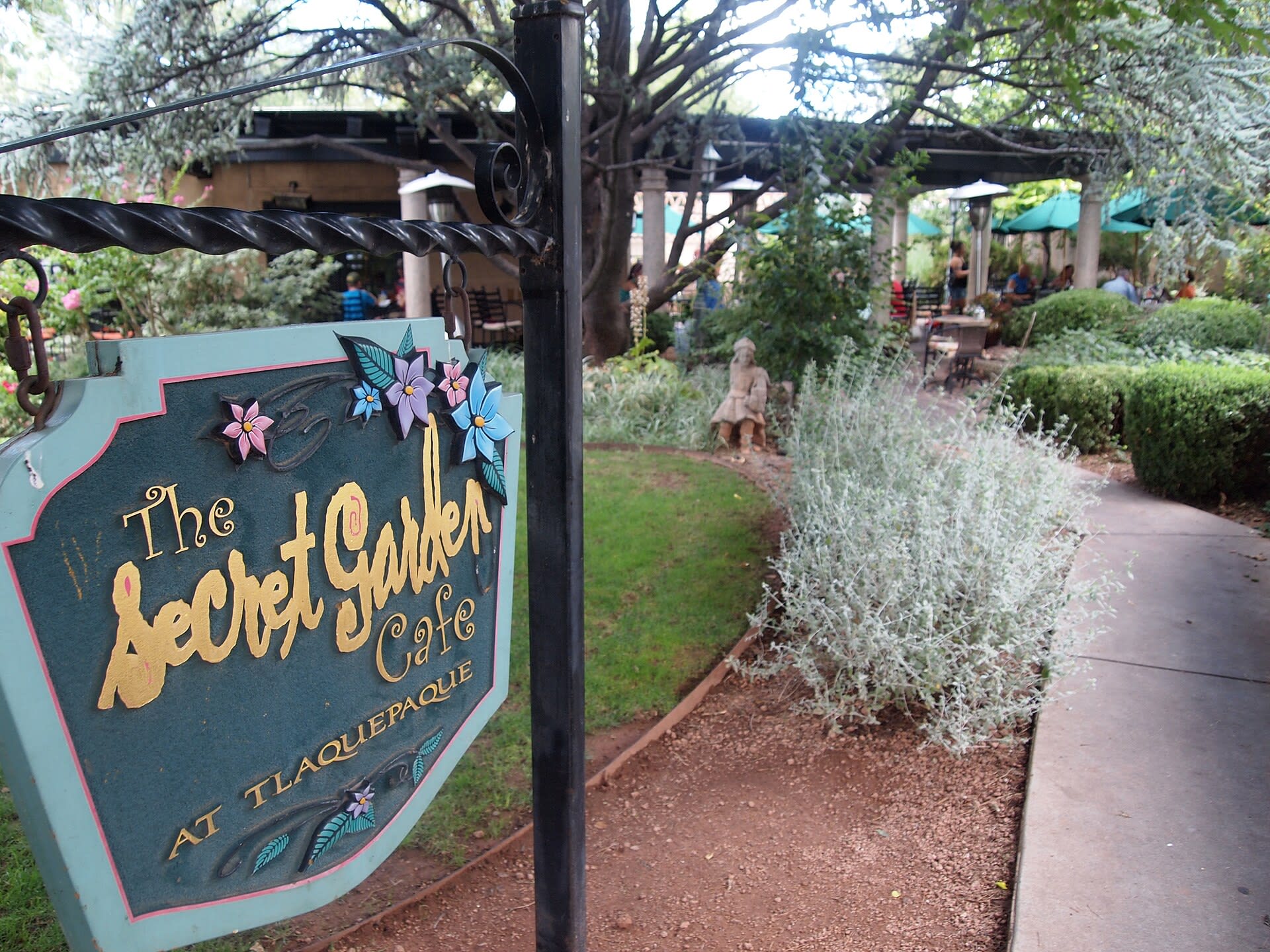 Best Cafes in Sedona, Arizona