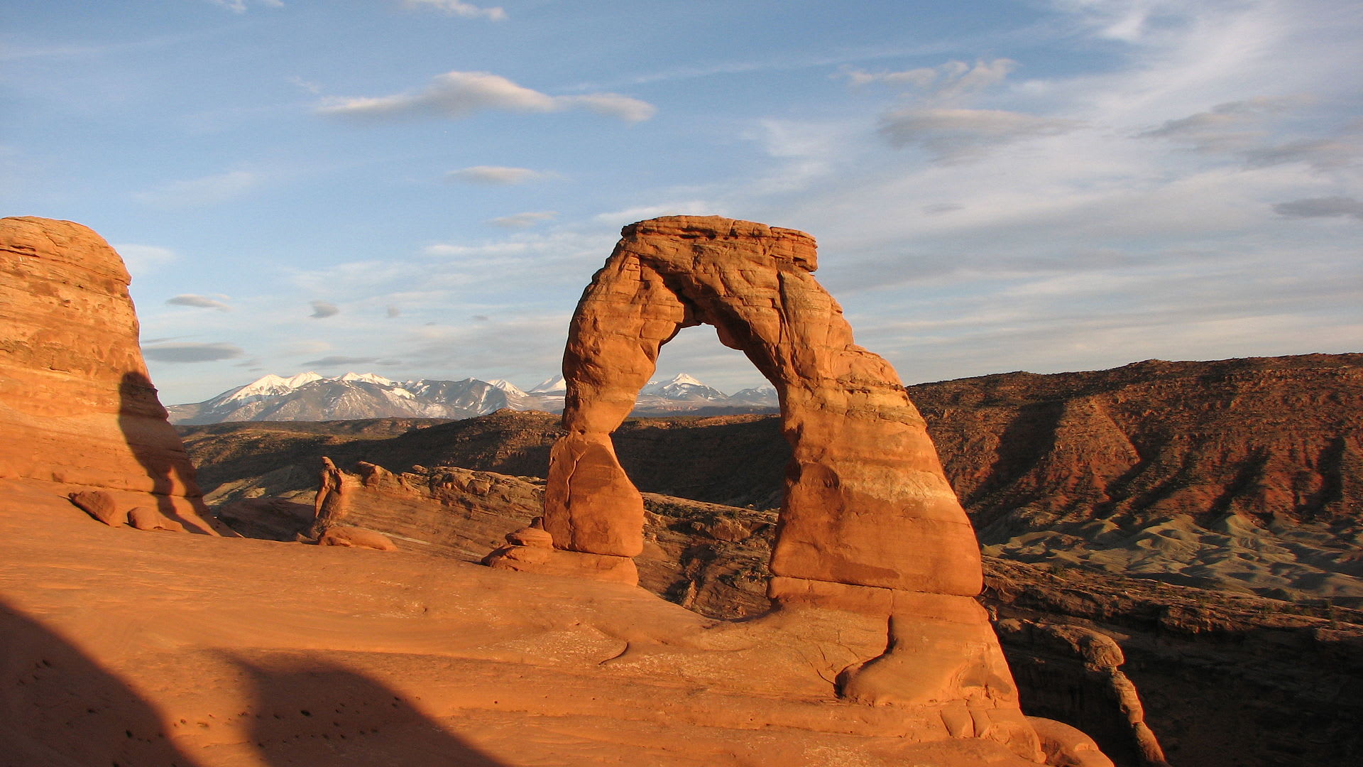 Delicate Arch in Arches National Park at sunset