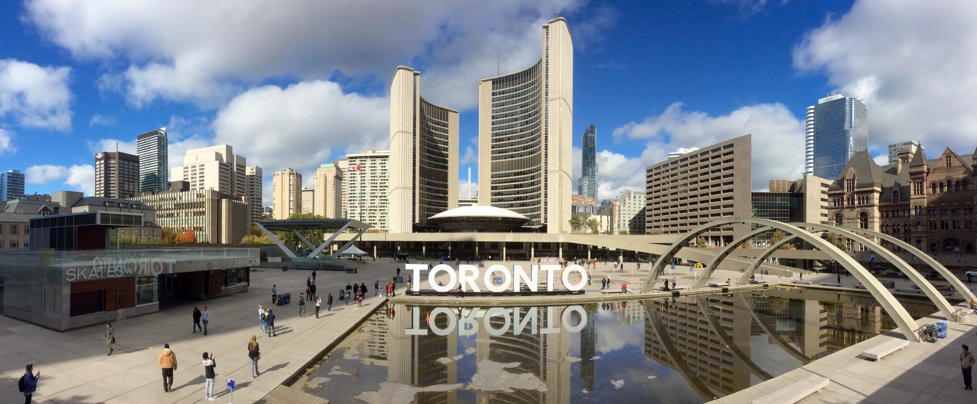 Toronto City Hall and Nathan Phillips Square