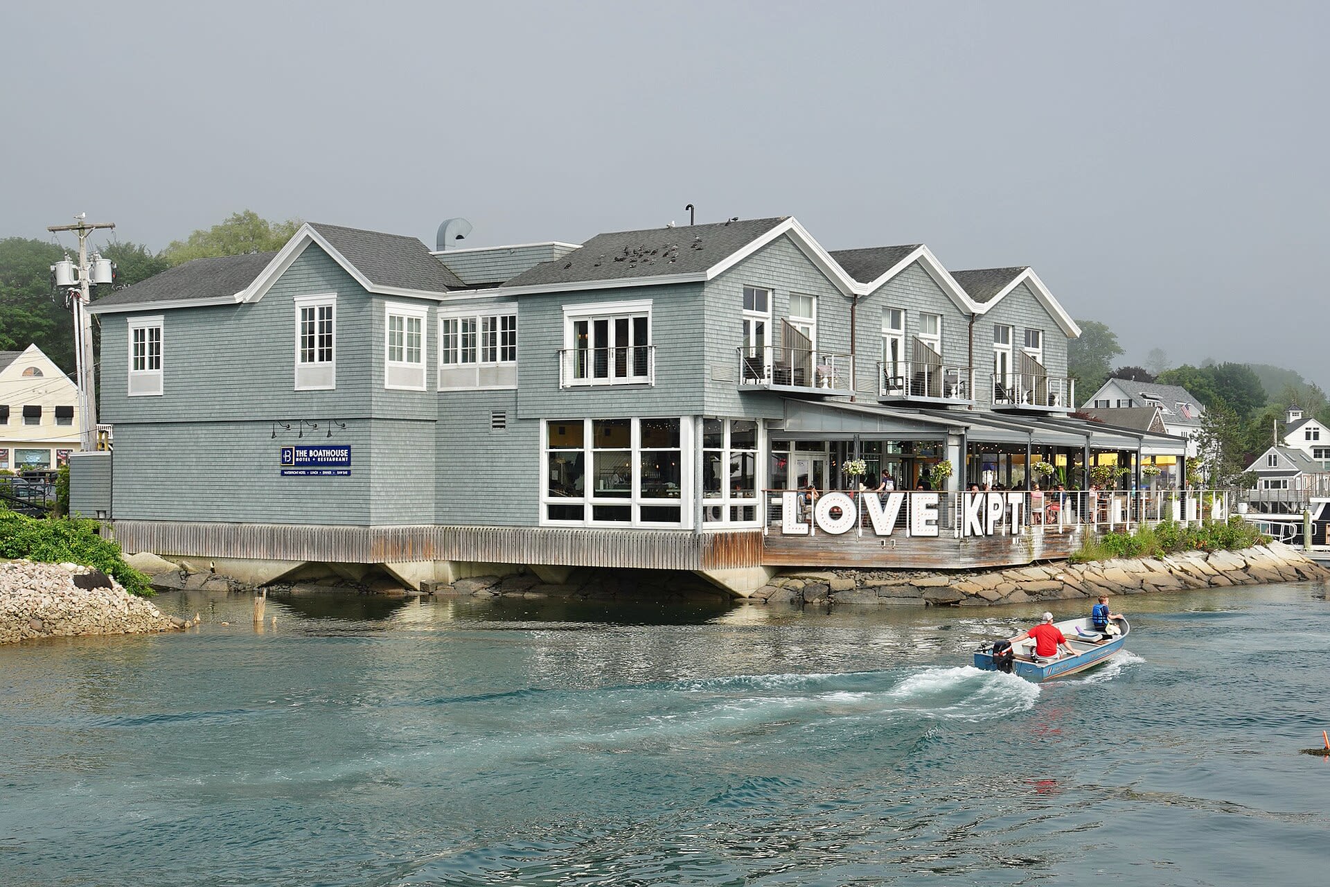 The Boathouse Waterfront Restaurant building on the Kennebunk River