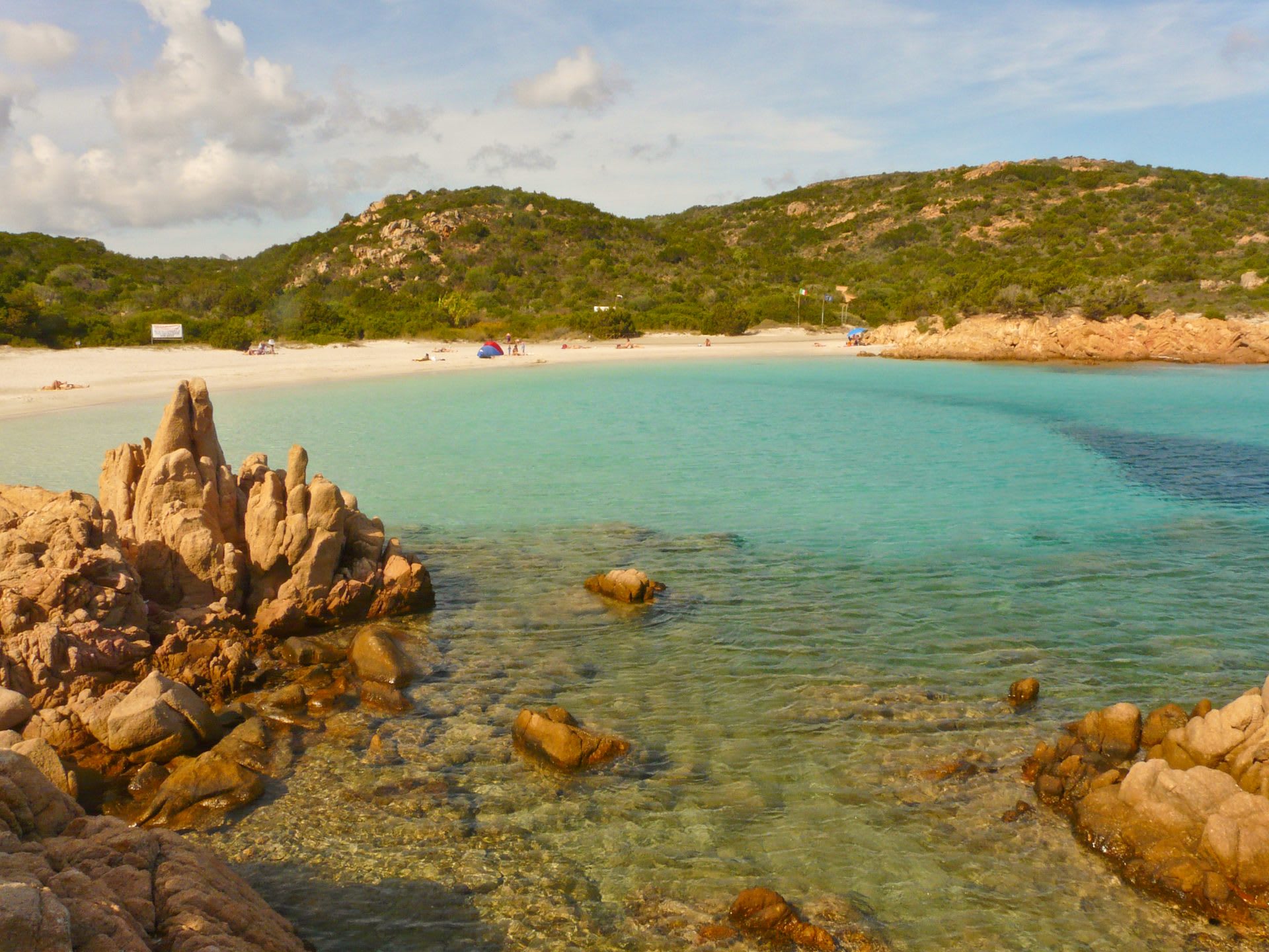 Best Time to Visit Sardinia: Seasons, Costs, and When to Avoid the Costa Smeralda