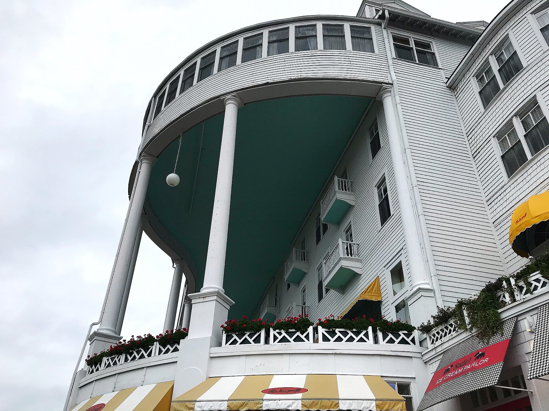 Where to Stay on Mackinac Island