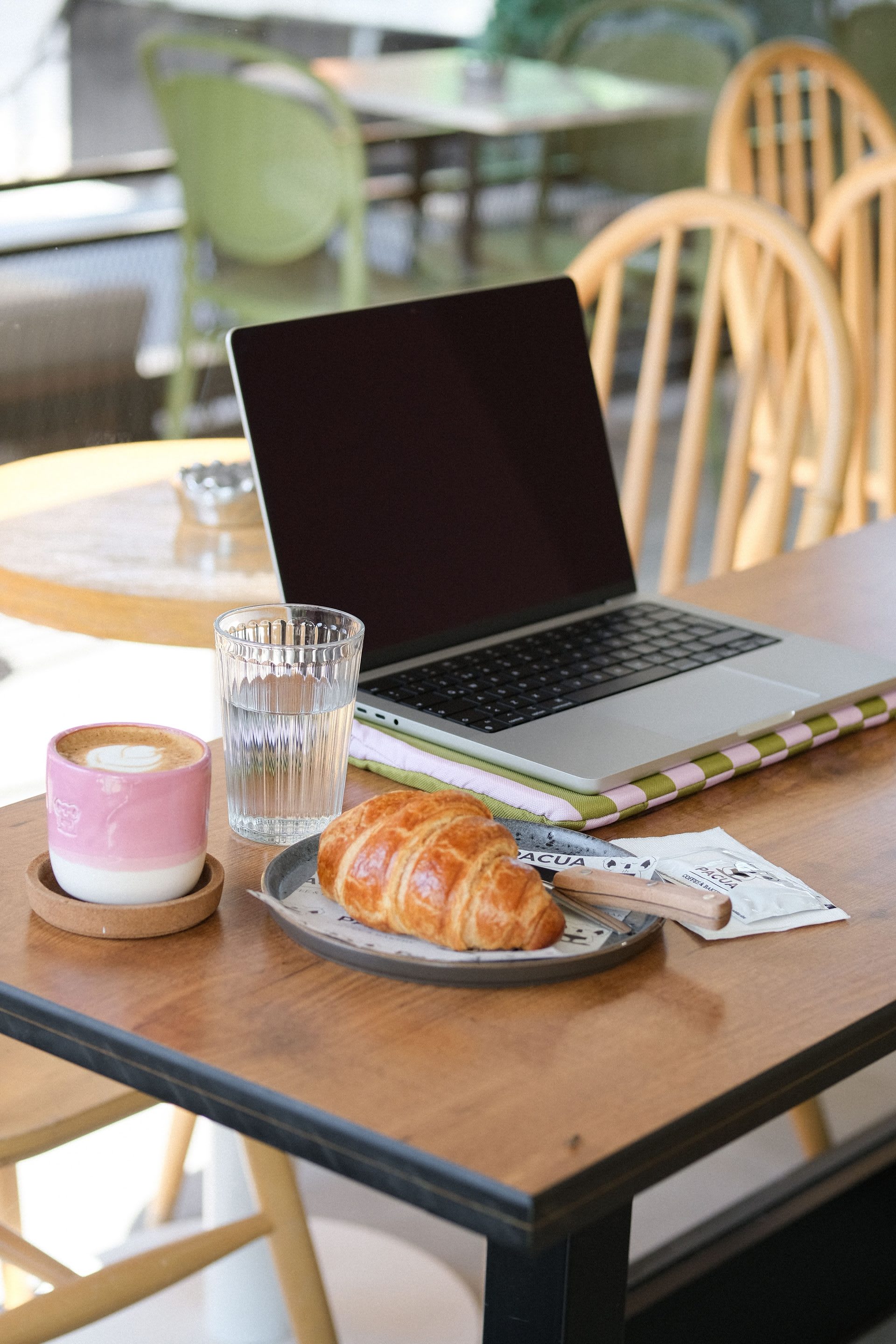 Best Cafés in Canggu, Bali