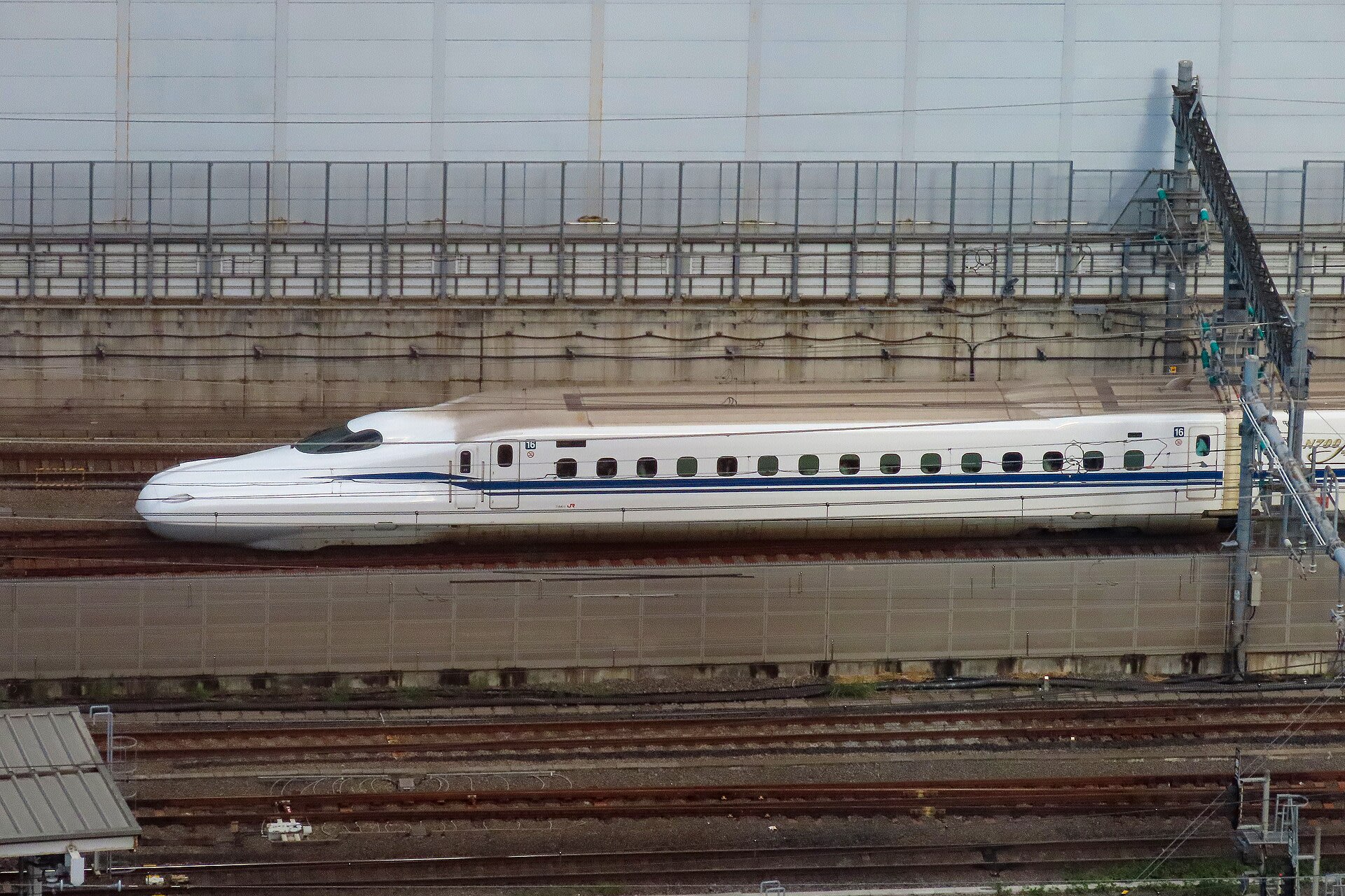 Shinkansen N700S leaving Shinagawa Station