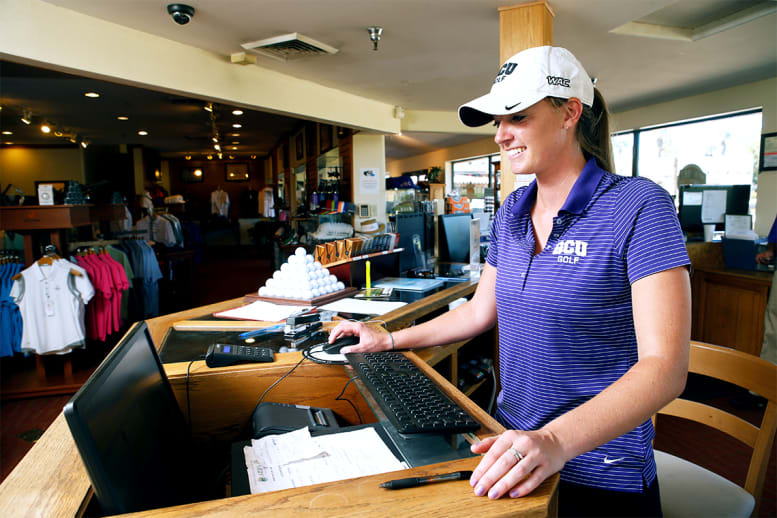 GCU golf employee