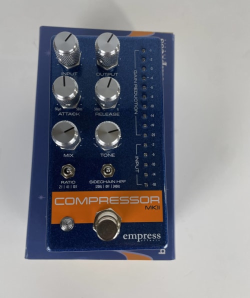 Empress Compressor MKII Compressor Effects Pedal, Blue Sparkle