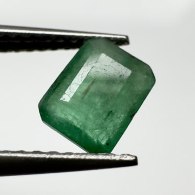 Emerald octagonal, 6 x 5 x 2 mm, 0.82 ct
