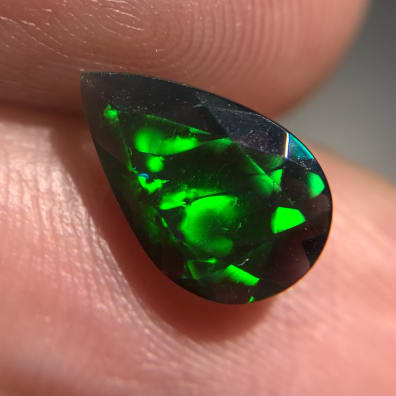 &Auml;thiopischer Opal Black, Pear, Treated, 1.17 ct