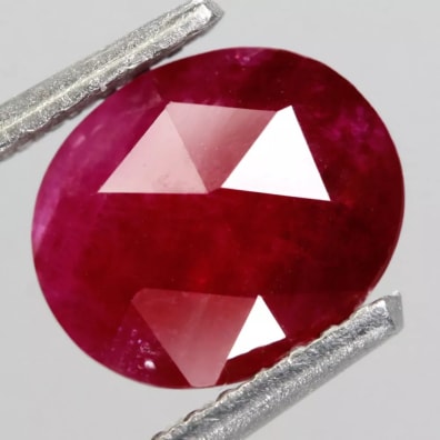 Rubin unbehandelt rot, rosecut oval, Tansania, 7 x 6 x 3 mm, 1.60 ct