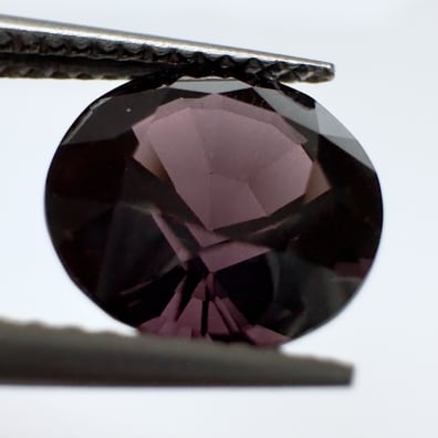 Spinelle rond, 9 x 9 mm, 3.97 ct, Myanmar, certificat GIT