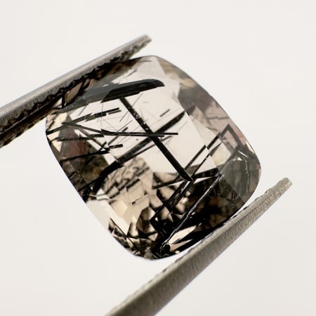 Quartz avec inclusions fum&eacute; avec rutile noir, octogonal, Pakistan, 12 x 10 x 7 mm, 5.40 ct