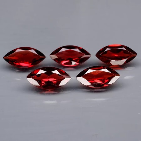 Almandine garnet marquise, 5 Pcs, 10 x 5 mm, 5.60 ct