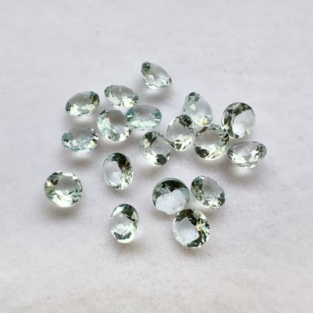 Aquamarine round, 4 x 4 mm, 4.30 ct, Brazil, 18 pcs