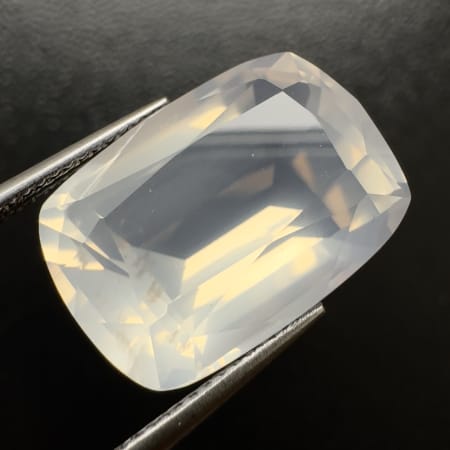 Pierre de lune Blanche, coussin, Pakistan, 19 x 13 x 10 mm, 18.02 ct