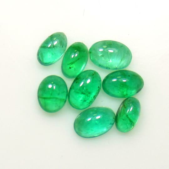 &Eacute;meraude cabochon ovale, 8 pcs, 6 x 5 mm, 2.92 ct