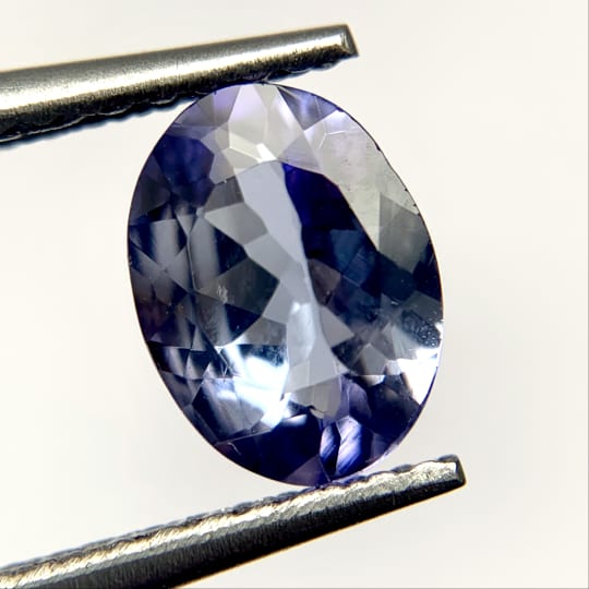 Tanzanite Blue Purple, ovale, 0.97 ct, VVS