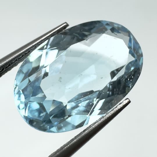 Blue Topaz Sky blue, Oval, Brazil, 15 x 10 x 6 mm, 9.01 ct