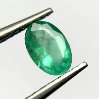 &Eacute;meraude ovale, 6 x 4 x 2 mm, 0.48 ct