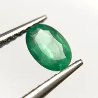 &Eacute;meraude ovale, 6 x 4 x 2 mm, 0.48 ct